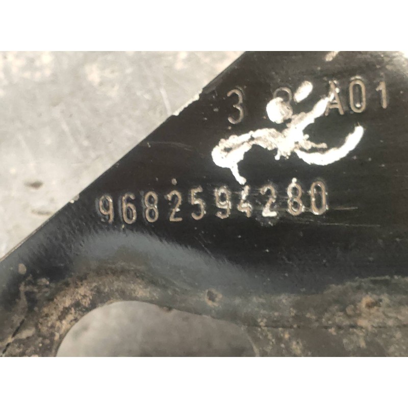 Recambio de brazo suspension superior delantero derecho para citroen c5 berlina exclusive referencia OEM IAM 9682594280  
