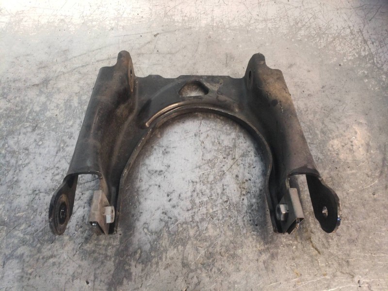 Recambio de brazo suspension superior delantero izquierdo para citroen c5 berlina exclusive referencia OEM IAM 9682595280  