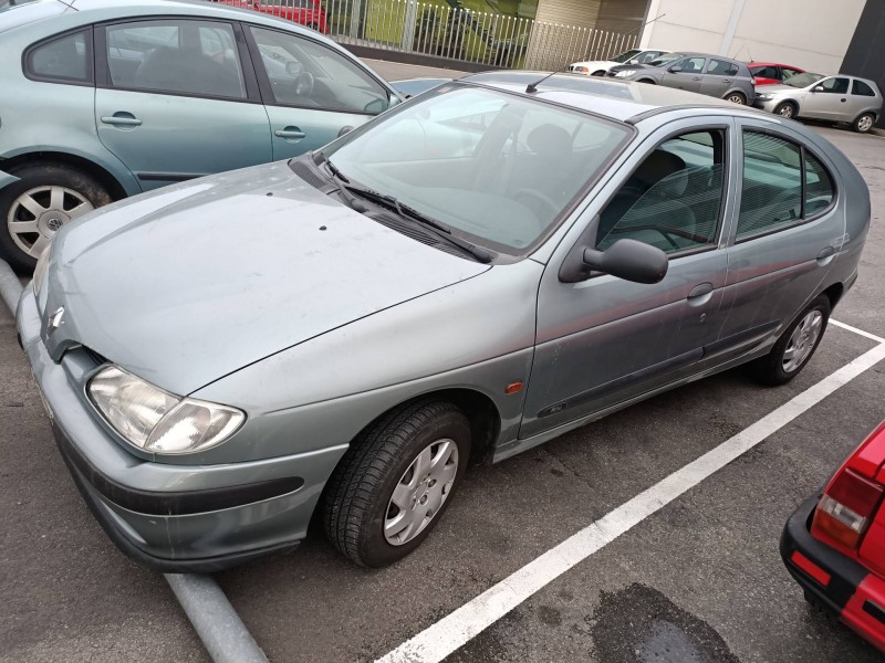 renault megane i berlina hatchback (ba0) del año 1998 renault megane i berlina hatchback (ba0) del año 1998
