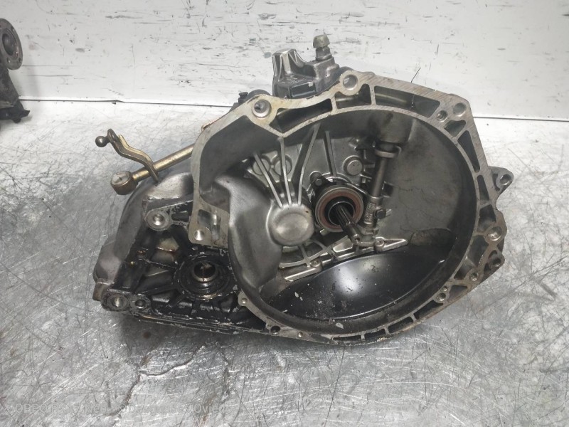 Recambio de caja cambios para opel vectra b berlina 1.6 referencia OEM IAM F13W394 10001 W394