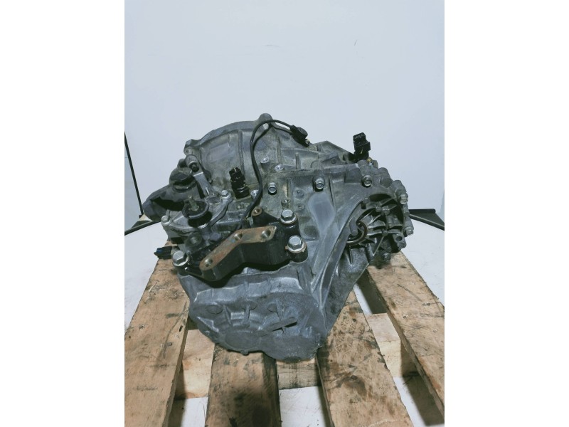 Recambio de caja cambios para hyundai ix20 gl classic referencia OEM IAM WAJ6C 439834 