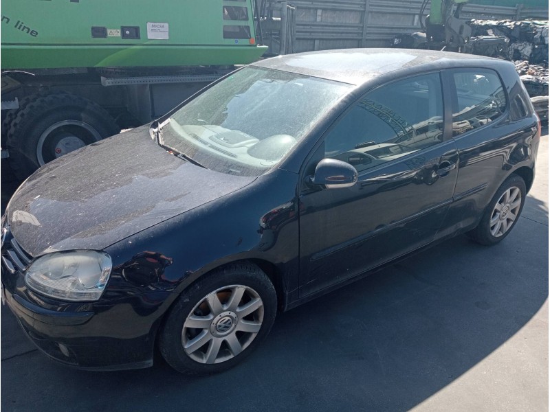 volkswagen golf v berlina (1k1) del año 2005