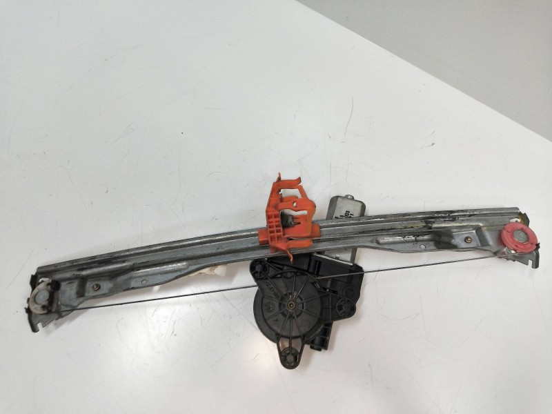 Recambio de elevalunas trasero derecho para fiat croma (194) 1.9 8v jtd cat (939a1000 / 192a8000) referencia OEM IAM 71005003 10