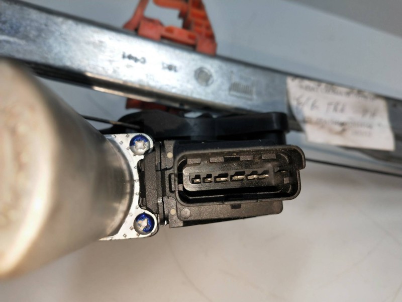 Recambio de elevalunas trasero derecho para fiat croma (194) 1.9 8v jtd cat (939a1000 / 192a8000) referencia OEM IAM 71005003 10