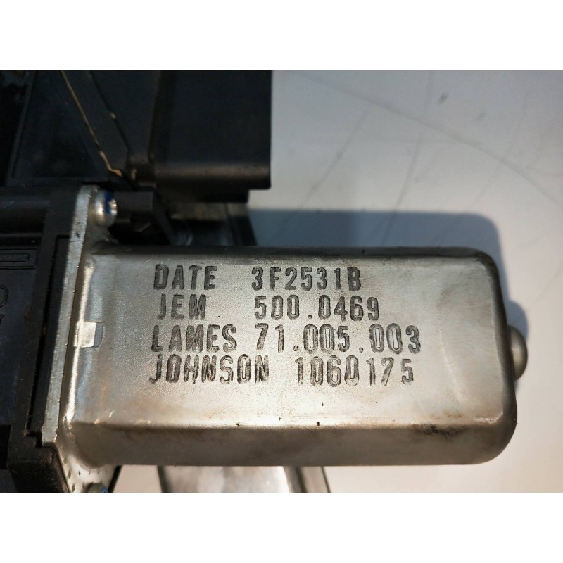 Recambio de elevalunas trasero izquierdo para fiat croma (194) 1.9 8v jtd cat (939a1000 / 192a8000) referencia OEM IAM 71005003 