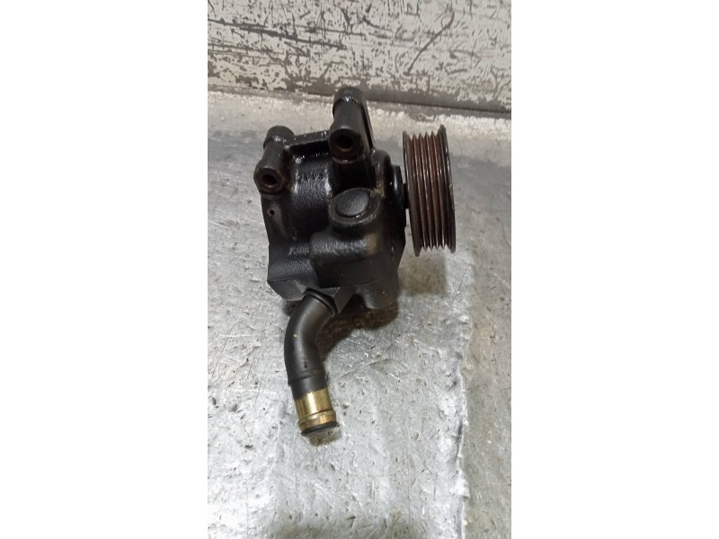 Recambio de bomba direccion para ford fiesta (cbk) ghia referencia OEM IAM   