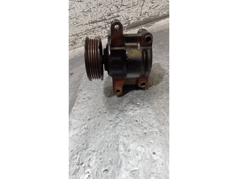 Recambio de bomba direccion para ford fiesta (cbk) ghia referencia OEM IAM   