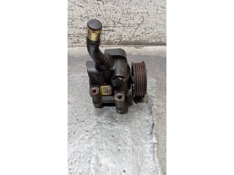 Recambio de bomba direccion para ford fiesta (cbk) ghia referencia OEM IAM   