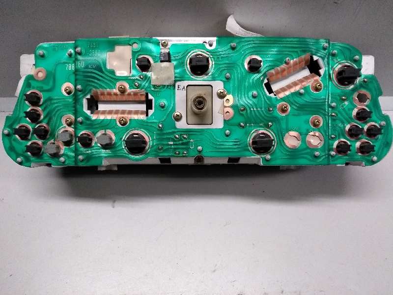 Recambio de cuadro instrumentos para daewoo aranos 2.0 cat referencia OEM IAM 96192930LA  