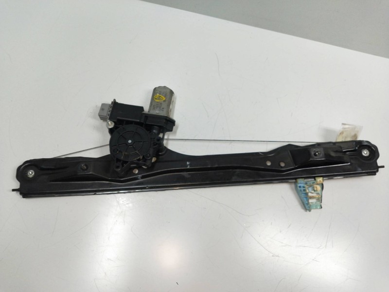 Recambio de elevalunas delantero derecho para fiat doblo cargo 1.3 16v jtd cat referencia OEM IAM 72027003  6P