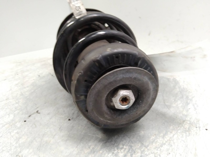 Recambio de amortiguador delantero derecho para chevrolet cruze 2.0 diesel cat referencia OEM IAM 13337808  