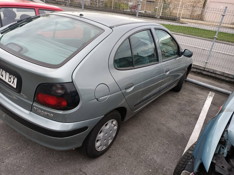 renault megane i berlina hatchback (ba0) del año 1998 renault megane i berlina hatchback (ba0) del año 1998