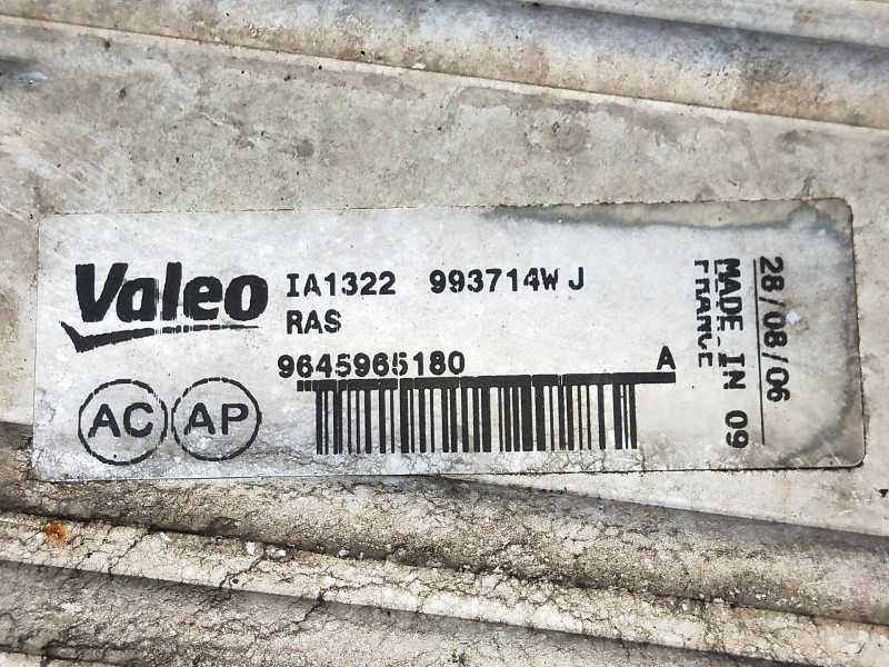 Recambio de intercooler para santana 300 1.6 hdi referencia OEM IAM 9645965180 993714WJ 