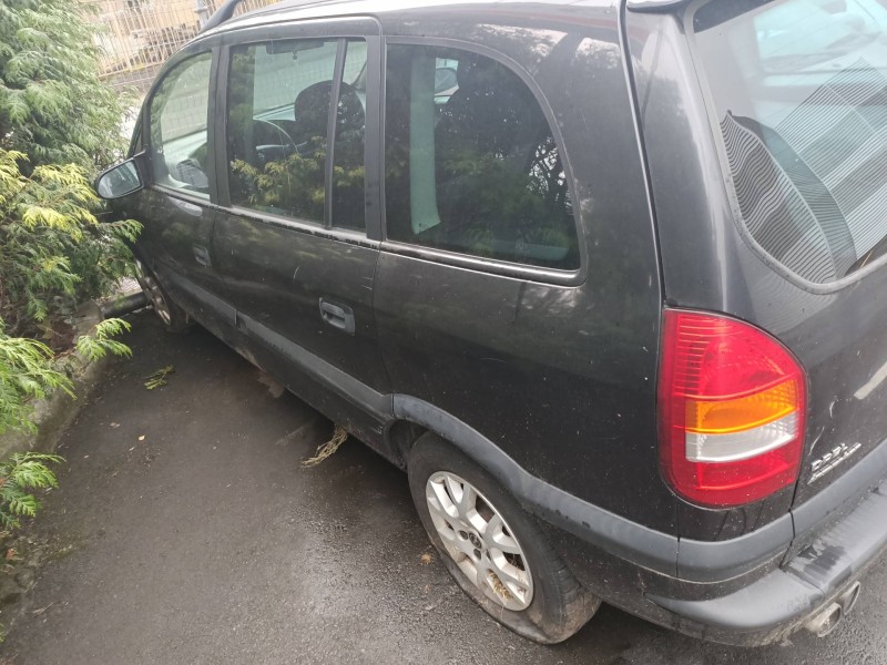 opel zafira a del año 2001 opel zafira a del año 2001