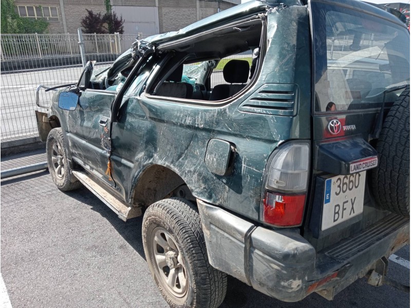 toyota land cruiser (j9) del año 2001