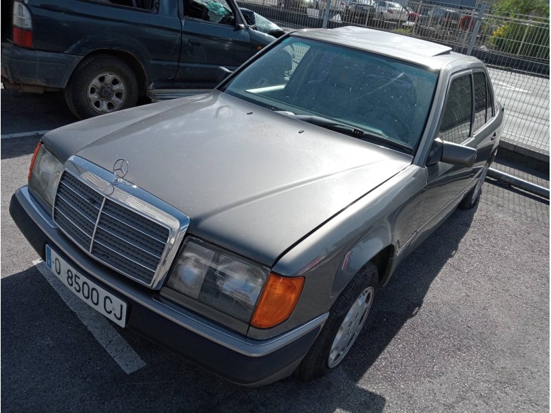 mercedes clase e (w124) berlina del año 2000