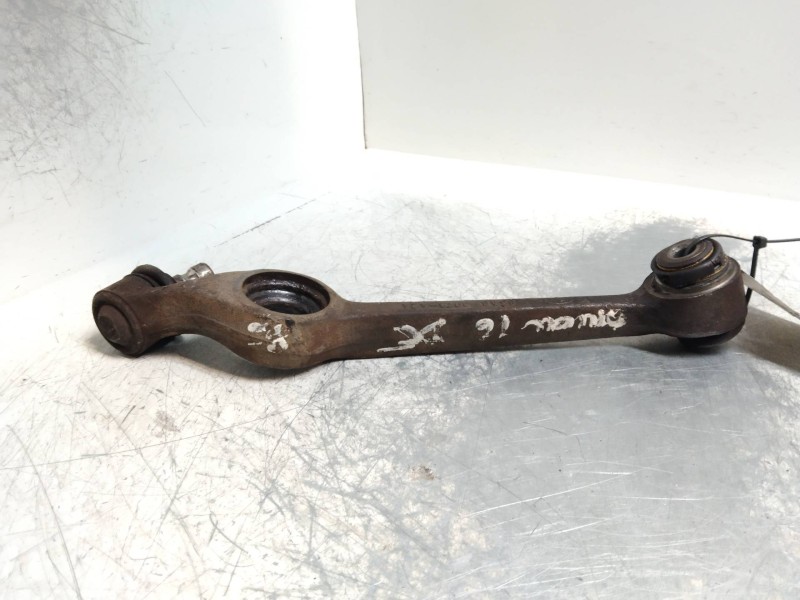 Recambio de brazo suspension inferior delantero derecho para ford orion 1.6 referencia OEM IAM  86  Recambio de brazo suspension inferior delantero derecho para ford orion 1.6 referencia OEM IAM  86