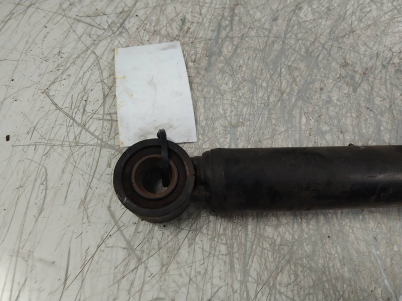 Recambio de amortiguador trasero para opel agila b 1.2 cat (k12b / luy) referencia OEM IAM   