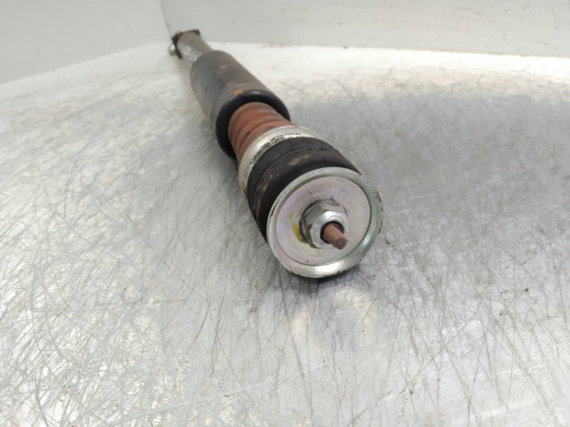 Recambio de amortiguador trasero para opel agila b 1.2 cat (k12b / luy) referencia OEM IAM   