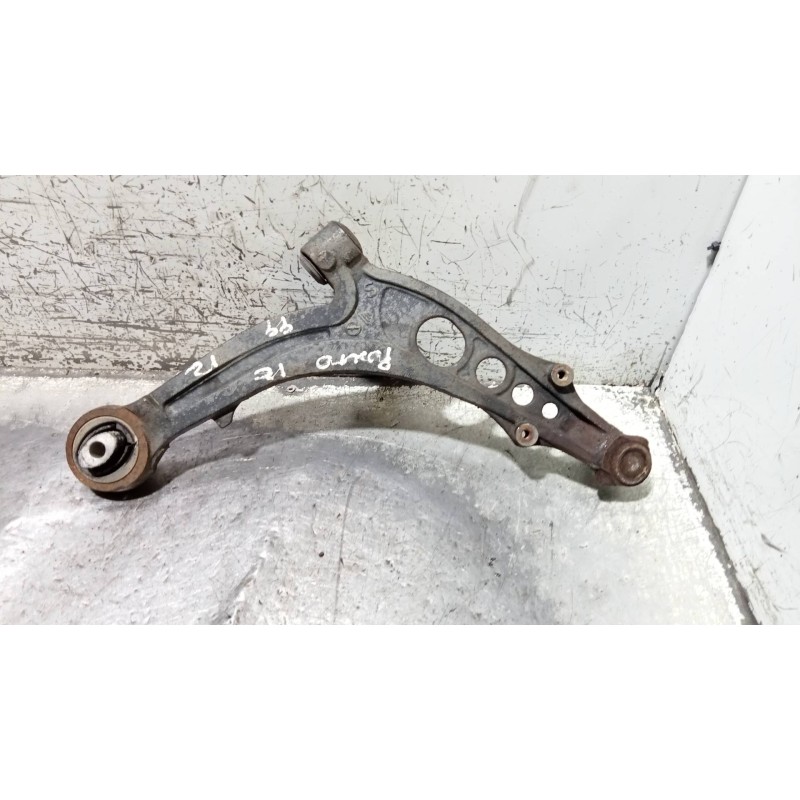 Recambio de brazo suspension inferior delantero izquierdo para fiat punto berlina (188) 1.2 8v referencia OEM IAM   