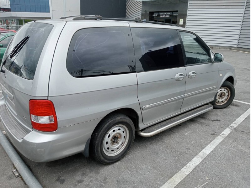 kia carnival ii del año 2003
