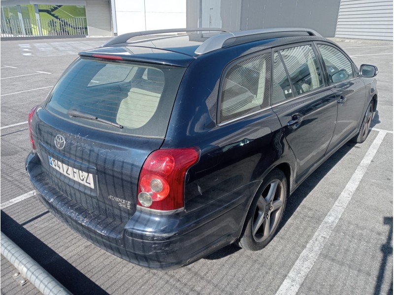 toyota avensis wagon (t25) del año 2006