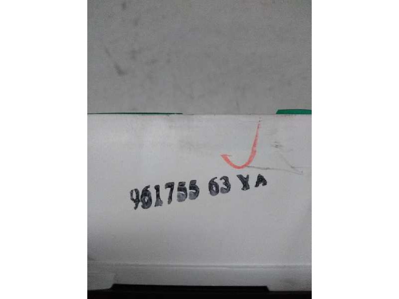 Recambio de cuadro instrumentos para daewoo nexia 1.5 16v cat referencia OEM IAM 96175563 YA 