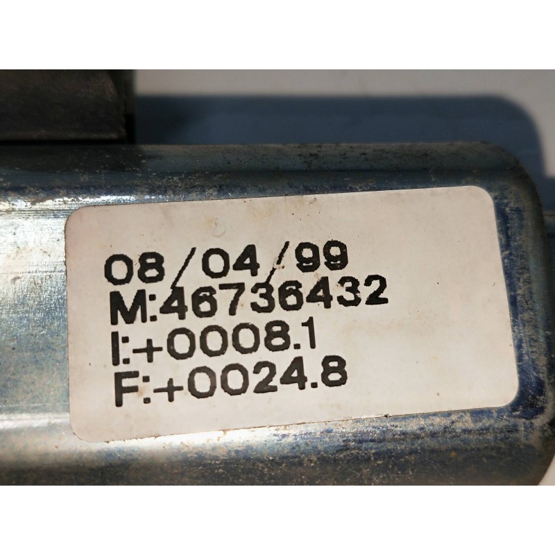 Recambio de elevalunas delantero derecho para fiat punto berlina (176) 1.7 turbodiesel cat referencia OEM IAM 46736432  5P