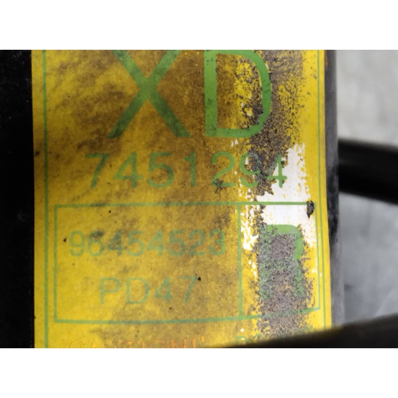 Recambio de amortiguador delantero derecho para chevrolet nubira wagon 2.0 diesel cat referencia OEM IAM 96454523  