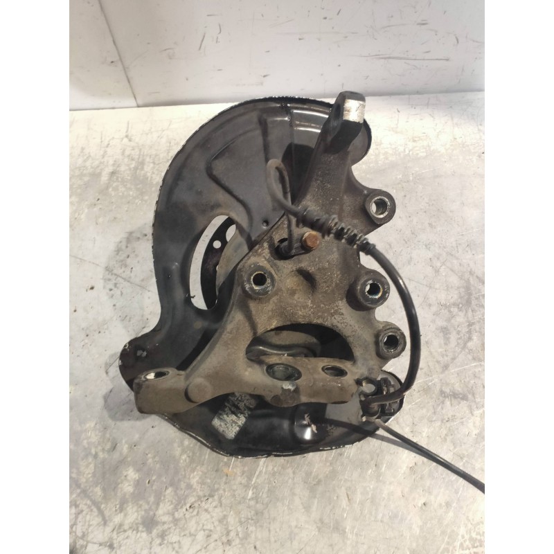 Recambio de mangueta delantera derecha para mercedes clase c (w203) berlina 200 compressor (203.045) referencia OEM IAM   