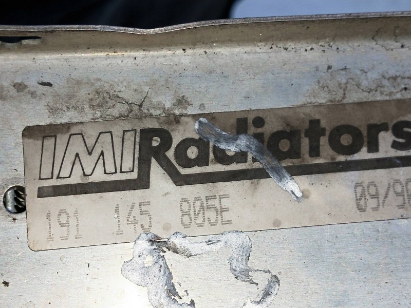 Recambio de intercooler para volkswagen golf ii (191/193) 1.6 turbodiesel referencia OEM IAM 191145805E   Recambio de intercooler para volkswagen golf ii (191/193) 1.6 turbodiesel referencia OEM IAM 191145805E