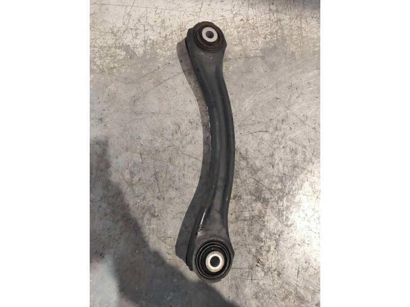 Recambio de tirante trasero derecho para mercedes clase c (w203) berlina 200 compressor (203.045) referencia OEM IAM   