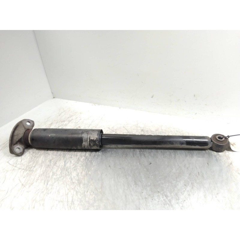 Recambio de amortiguador trasero para opel astra j lim. 1.6 16v cat referencia OEM IAM 13279263  