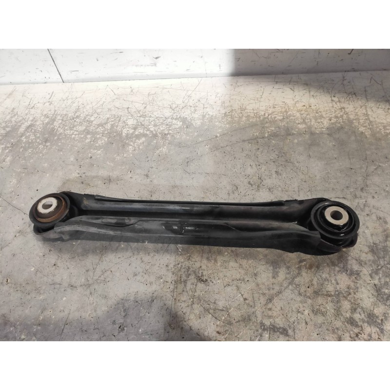 Recambio de tirante trasero derecho para mercedes clase c (w203) berlina 200 compressor (203.045) referencia OEM IAM   