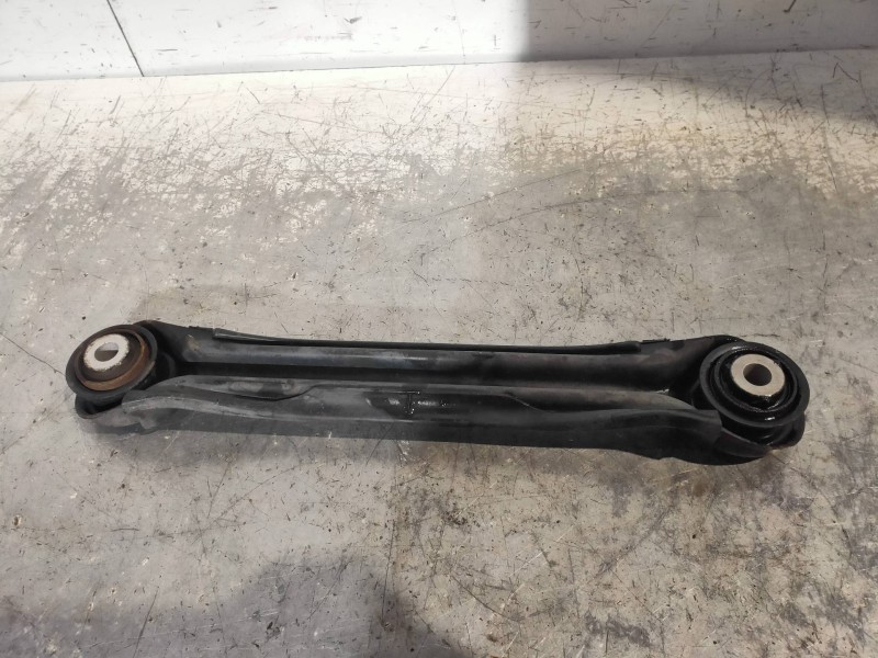 Recambio de tirante trasero derecho para mercedes clase c (w203) berlina 200 compressor (203.045) referencia OEM IAM   
