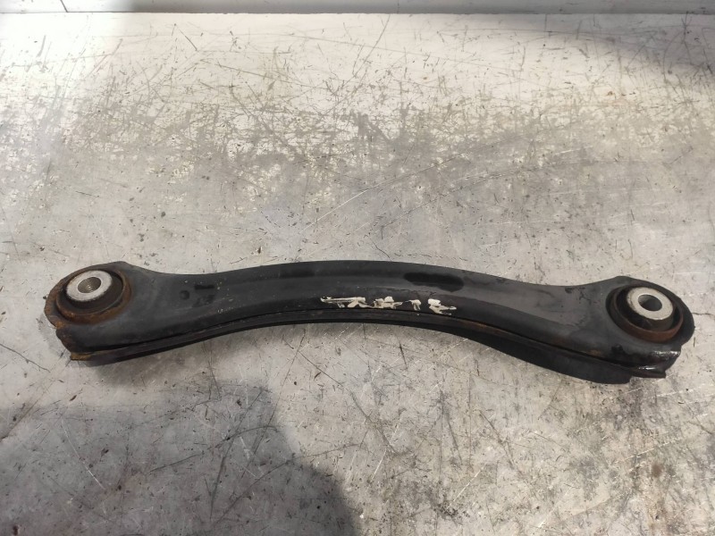 Recambio de tirante trasero izquierdo para mercedes clase c (w203) berlina 200 compressor (203.045) referencia OEM IAM   