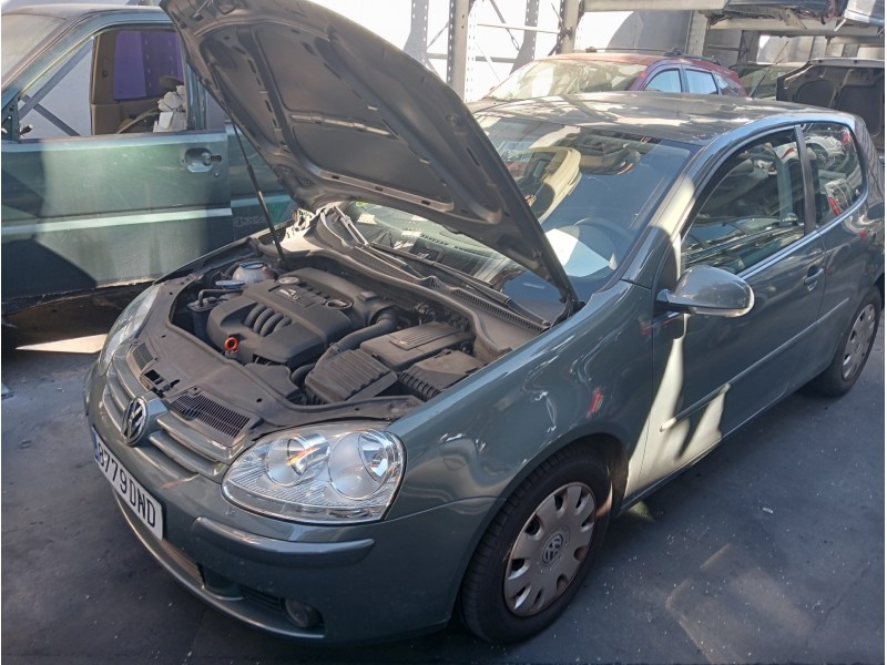 volkswagen golf v berlina (1k1) del año 2005