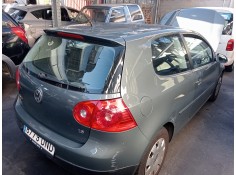 volkswagen golf v berlina (1k1) del año 2005 2