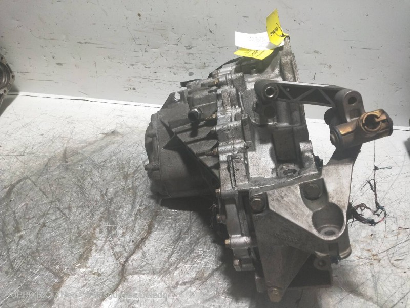 Recambio de caja cambios para saab 900 coupé 2.0 cat referencia OEM IAM FM51501 S10541 J49881 