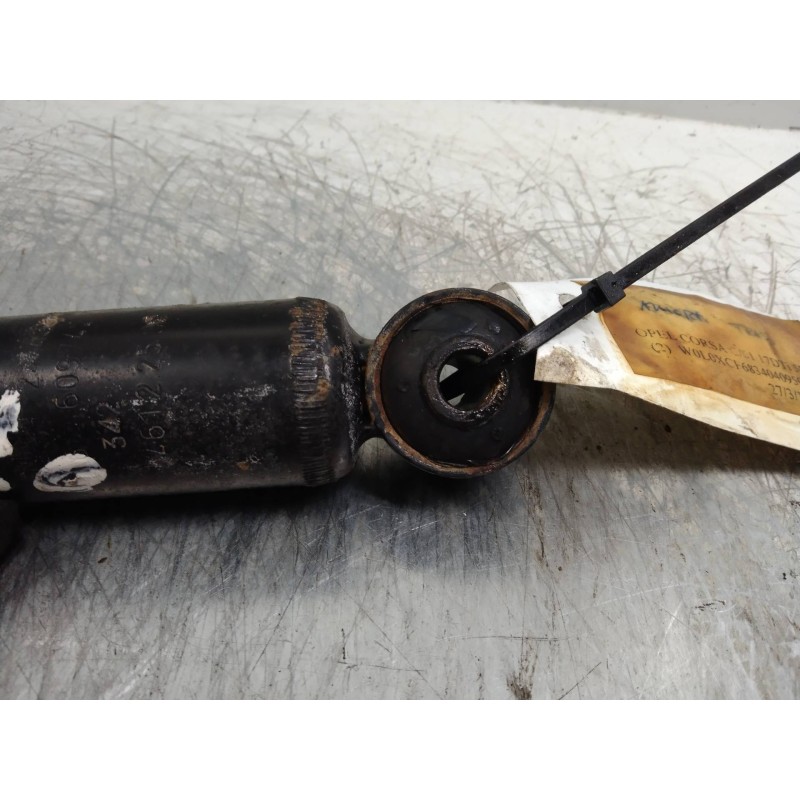 Recambio de amortiguador trasero para opel corsa c 1.7 16v di cat (y 17 dtl / lk8) referencia OEM IAM   