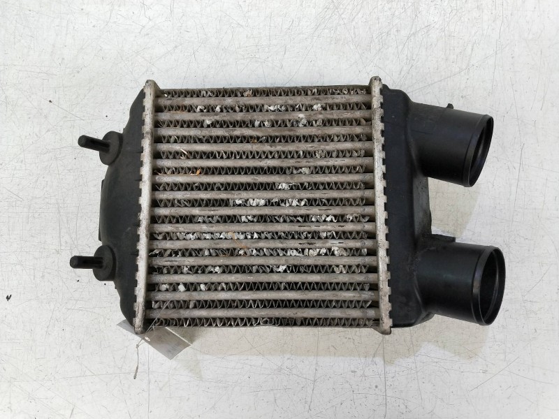 Recambio de intercooler para volvo serie 460 1.9 turbodiesel referencia OEM IAM   