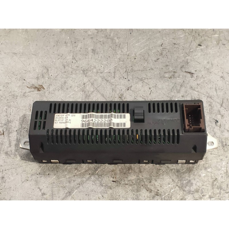 Recambio de pantalla multifuncion para fiat scudo combi (272) l1h1 120 multijet (5 pl.) referencia OEM IAM 9664222280 281207218A