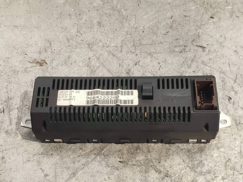 Recambio de pantalla multifuncion para fiat scudo combi (272) l1h1 120 multijet (5 pl.) referencia OEM IAM 9664222280 281207218A