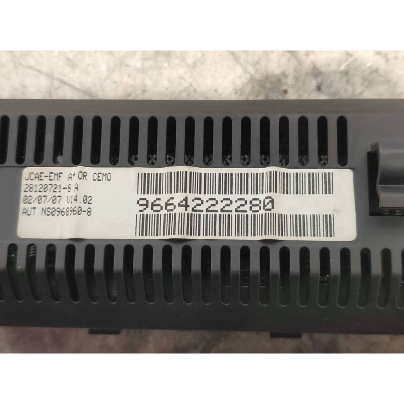 Recambio de pantalla multifuncion para fiat scudo combi (272) l1h1 120 multijet (5 pl.) referencia OEM IAM 9664222280 281207218A