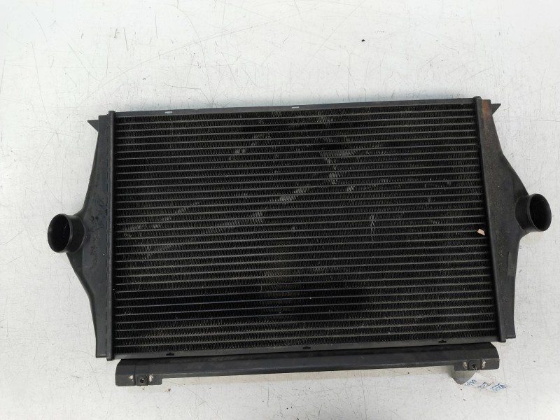 Recambio de intercooler para volvo serie 940 berlina/familiar 2.4 turbodiesel referencia OEM IAM    Recambio de intercooler para volvo serie 940 berlina/familiar 2.4 turbodiesel referencia OEM IAM