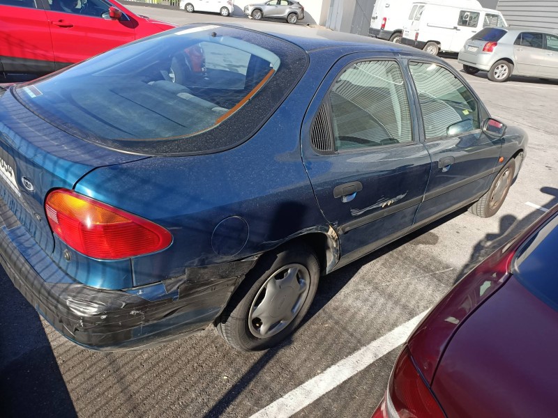 ford mondeo berlina/familiar (fd) del año 1994