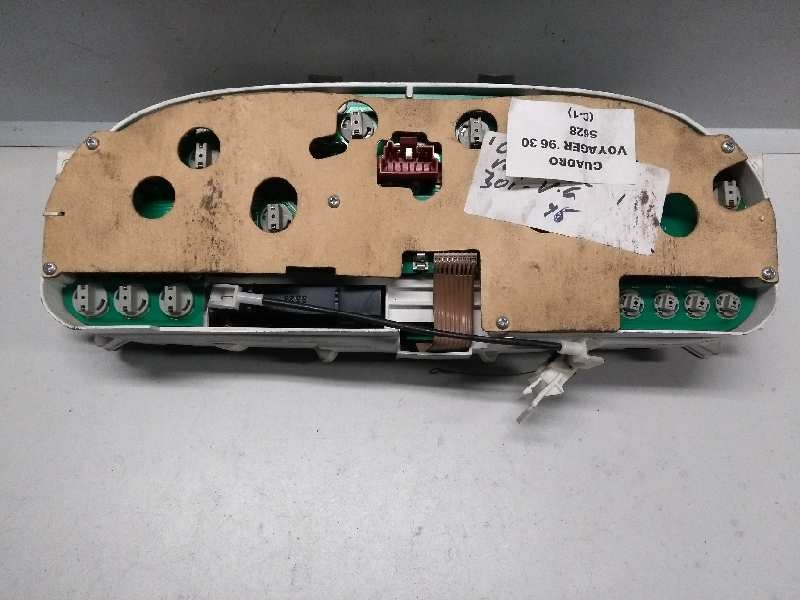 Recambio de cuadro instrumentos para chrysler voyager (gs) referencia OEM IAM TN2574102220 P04685628 S628 70113R