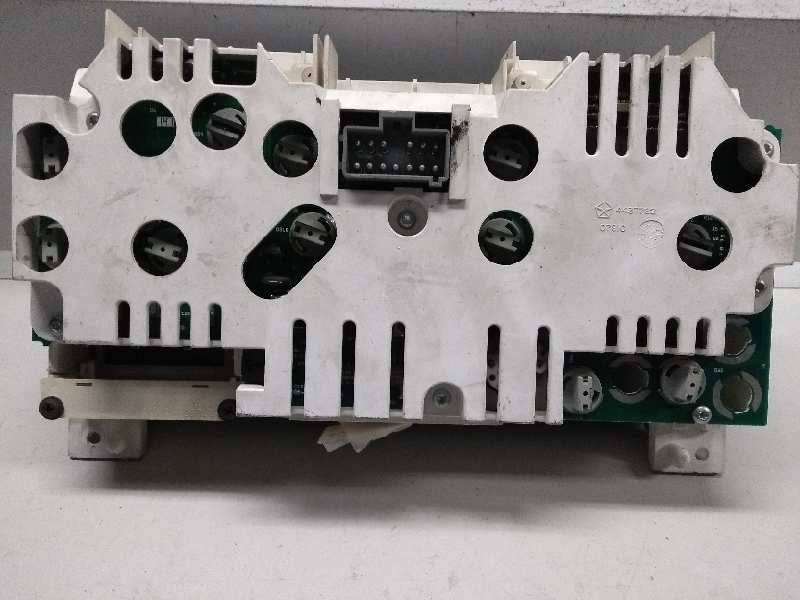 Recambio de cuadro instrumentos para chrysler voyager (es) referencia OEM IAM 5268359 0016671  Recambio de cuadro instrumentos para chrysler voyager (es) referencia OEM IAM 5268359 0016671