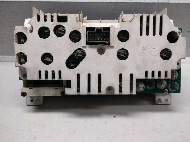 Recambio de cuadro instrumentos para chrysler voyager (es) 2.5 se referencia OEM IAM   