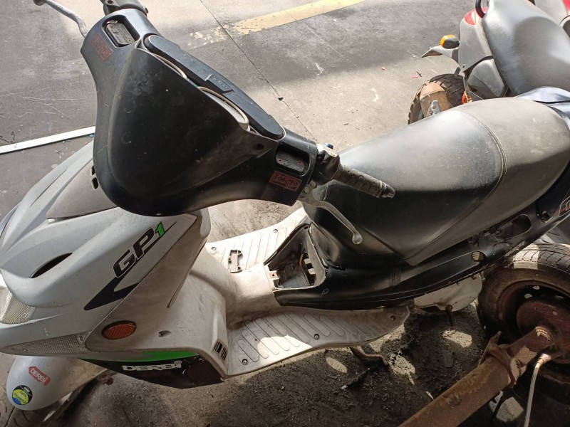 derbi predator 50 del año 2004